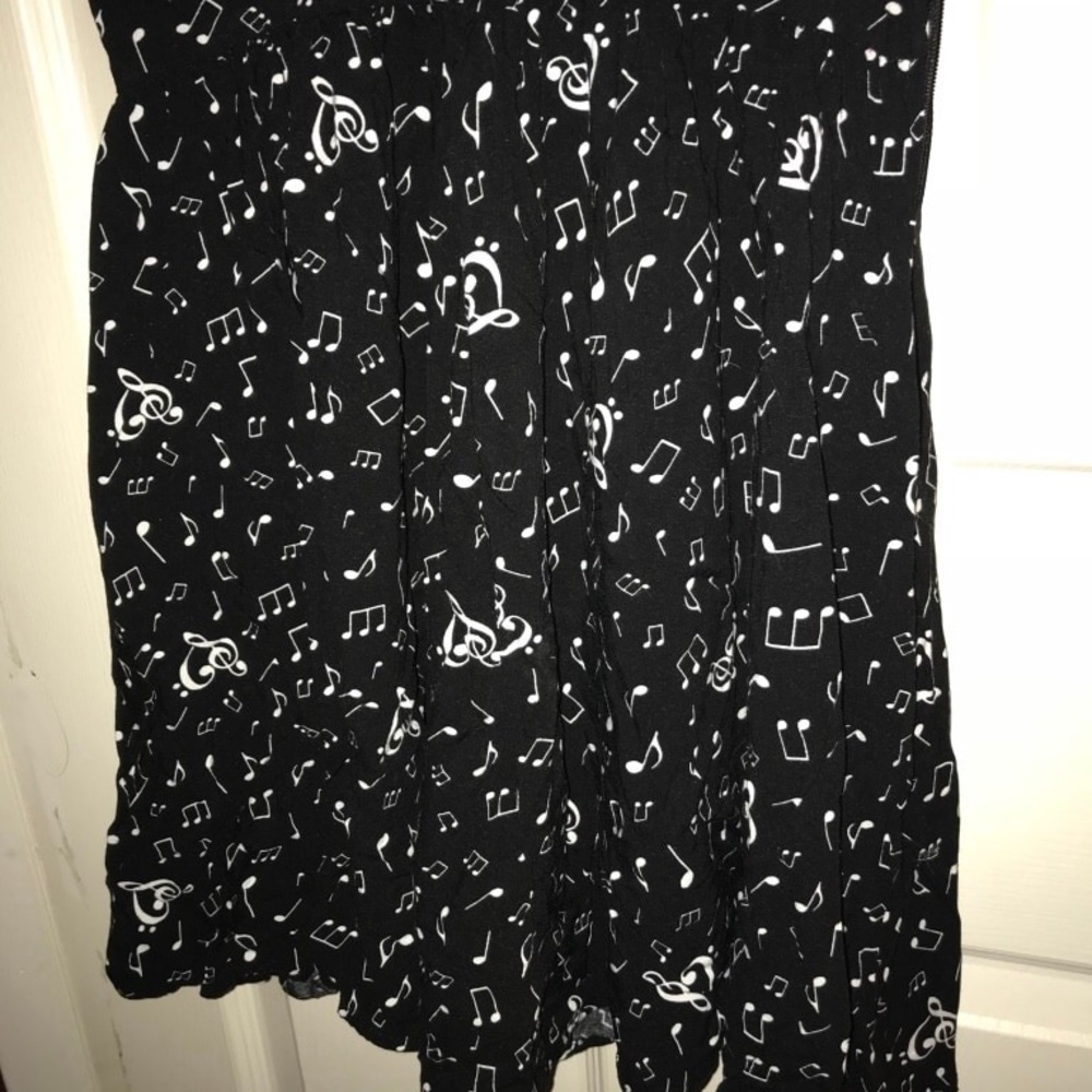 Music Note Dress - Picture 2 of 3